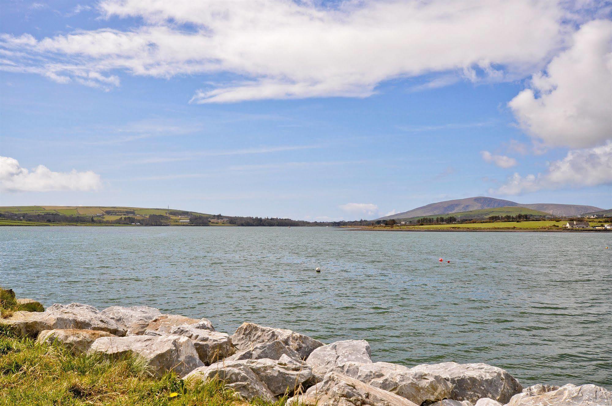 Dingle Harbour Lodge B&B Exterior photo